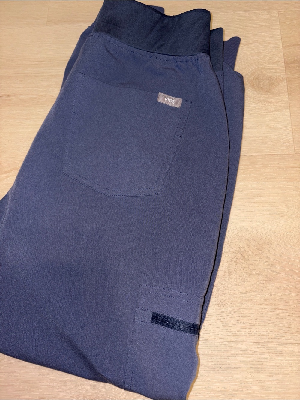 FIGS Technical Collection Jogger Scrub Pants Navy Women’s Small - Picture 4 of 4